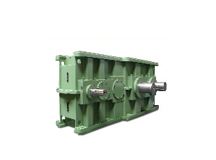 Internal mixer parallel gearbox